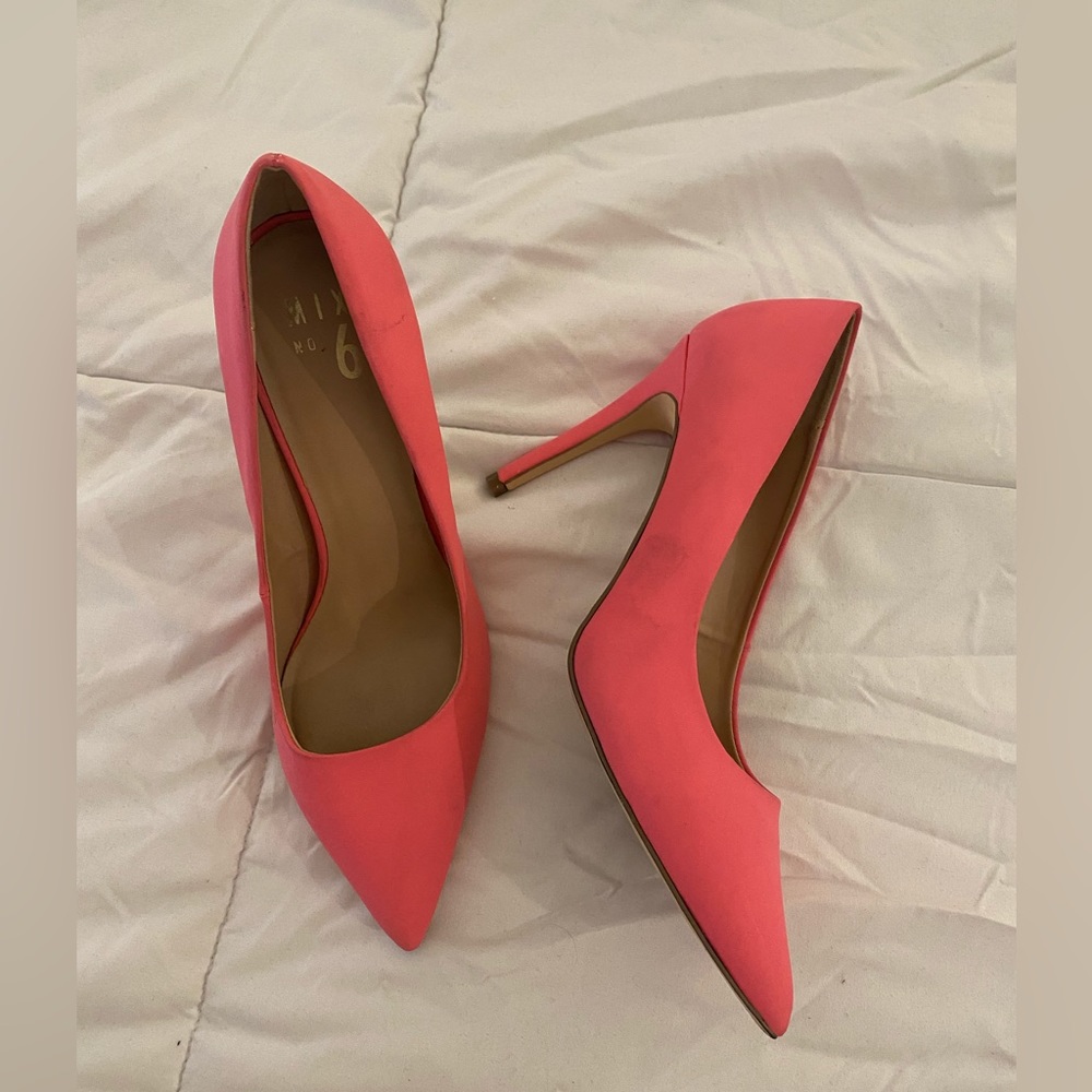 MIX NO. 6 | Size 10 Pumps - Pink